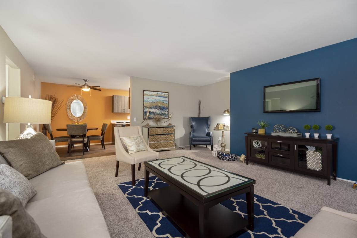 Apartment for rent at Diamond Forest, 23140 Halsted Rd, Farmington, MI 48335