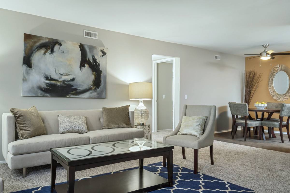 Apartment for rent at Diamond Forest, 23140 Halsted Rd, Farmington, MI 48335