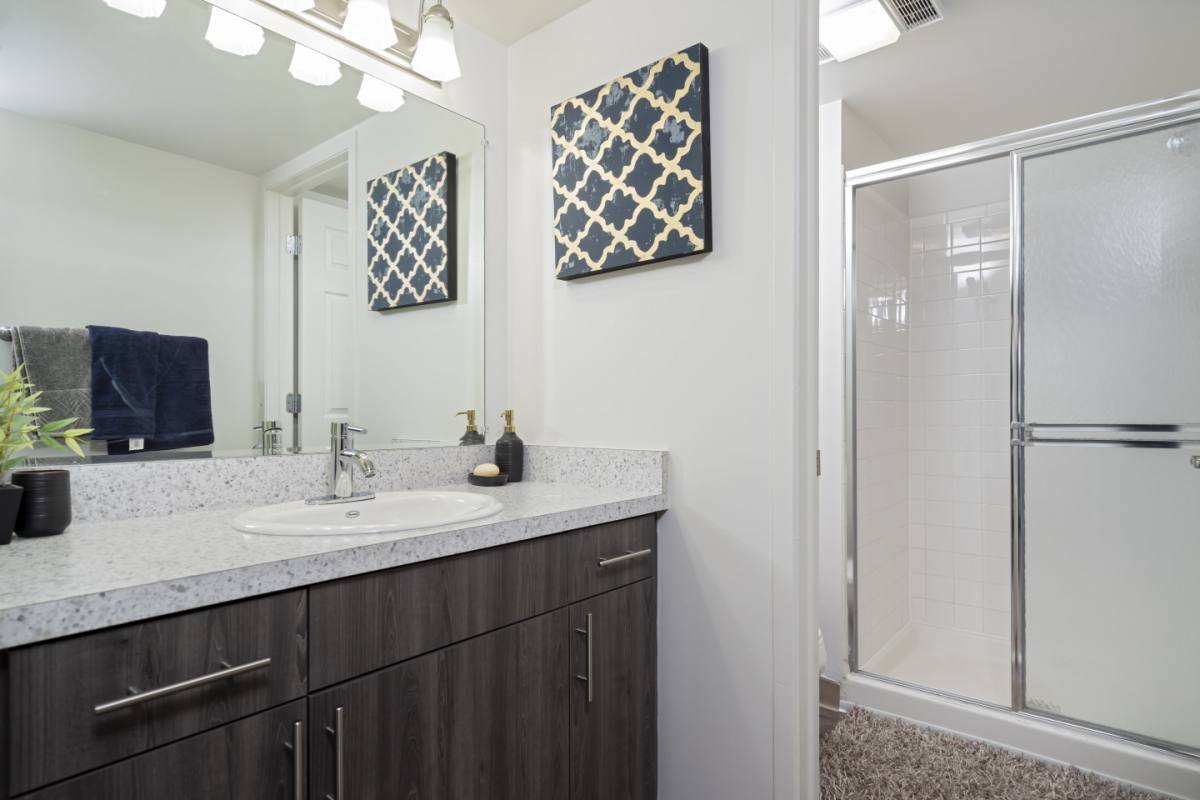 Apartment for rent at Diamond Forest, 23140 Halsted Rd, Farmington, MI 48335