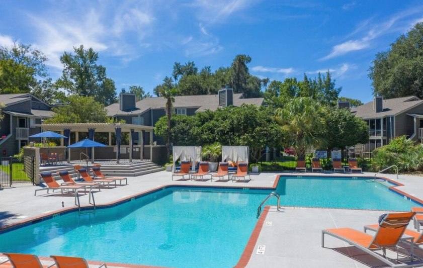 Apartment for rent at The Avenues of West Ashley, 2225 Ashley River Rd, Charleston, SC 29414
