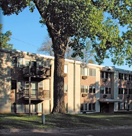 Apartment for rent at East River Plaza, 301 SE Saint Anthony Ave, Minneapolis, MN 55414