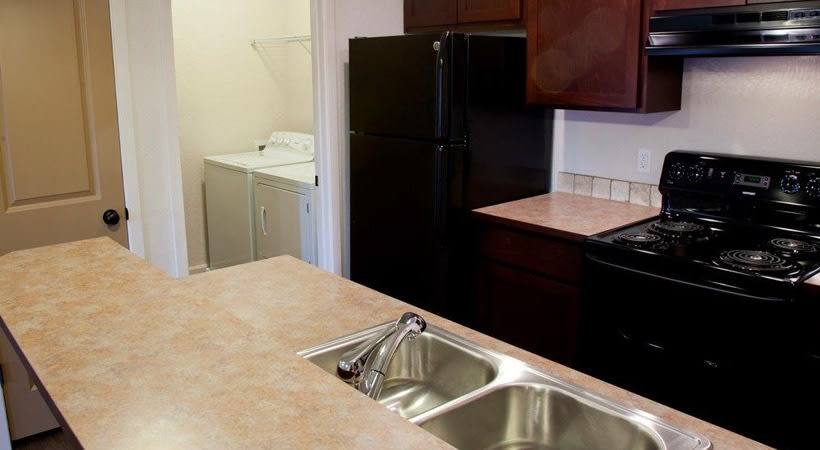 Apartment for rent at Residence at Whispering Hills West, 635 SW Golden Hills Dr, Pullman, WA 99163