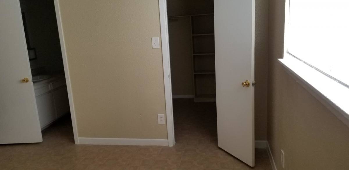 Apartment for rent at Pecan Villa, 4725 N Main St, Houston, TX 77009