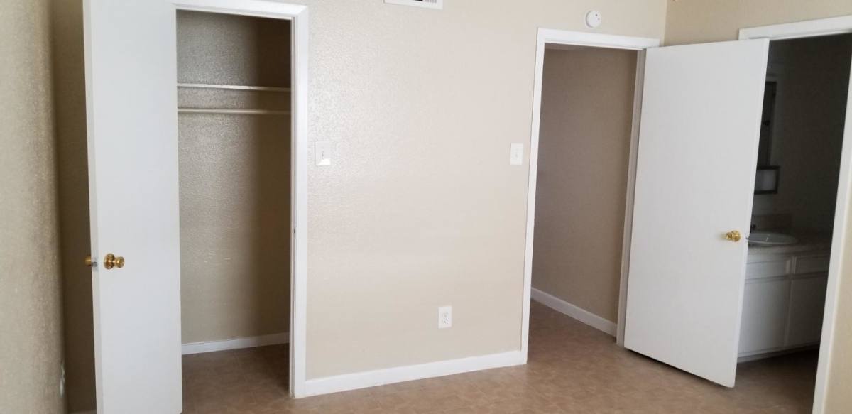 Apartment for rent at Pecan Villa, 4725 N Main St, Houston, TX 77009