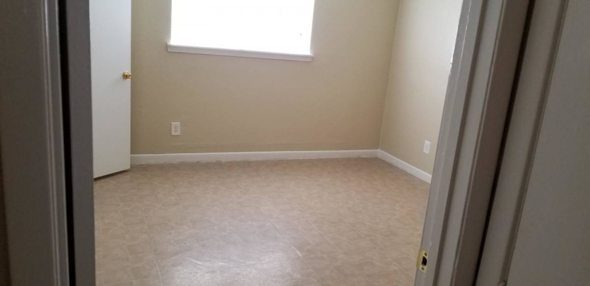 Apartment for rent at Pecan Villa, 4725 N Main St, Houston, TX 77009