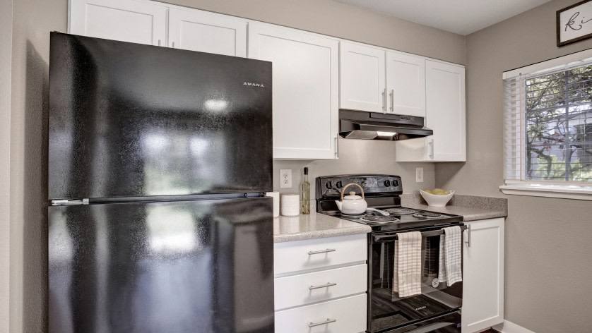 Apartment for rent at Beaumont Grand Apartment Homes, 8504 82nd St SW, Lakewood, WA 98498
