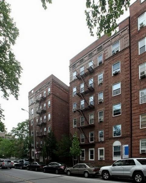 Apartment for rent at 41 Kew Gardens Rd, Kew Gardens, NY 11415