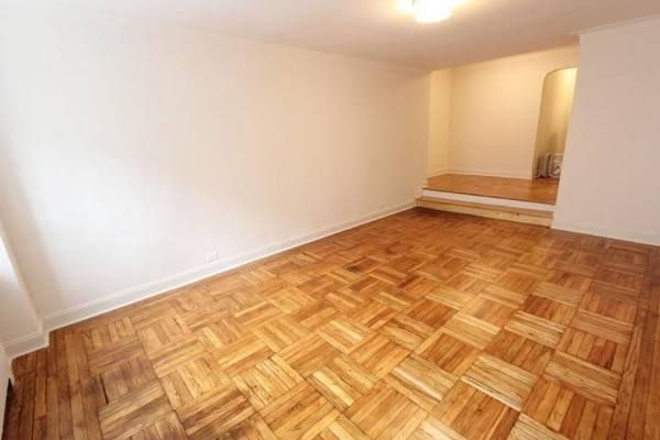 Apartment for rent at 41 Kew Gardens Rd, Kew Gardens, NY 11415