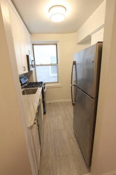Apartment for rent at 41 Kew Gardens Rd, Kew Gardens, NY 11415