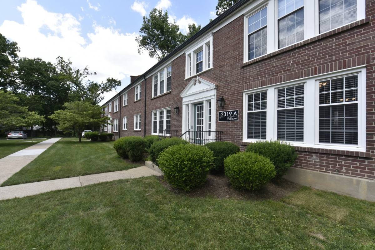 Apartment for rent at The Avenue Willow, 2315 Glenmary Ave, Louisville, KY 40204