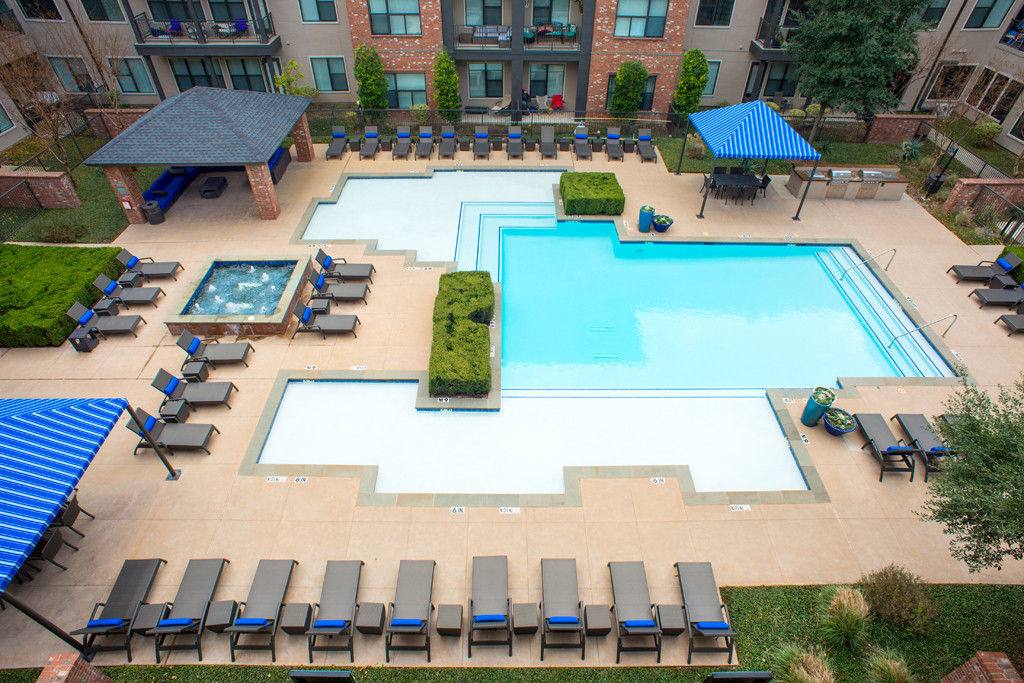 Apartment for rent at Gramercy on the Park, 4755 Gramercy Oaks Dr, Dallas, TX 75287