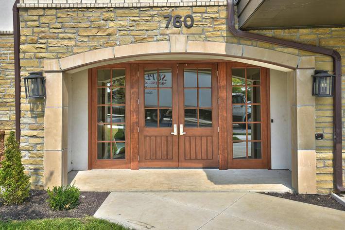 Apartment for rent at The Dorset, 760 W 46th St, Kansas City, MO 64111