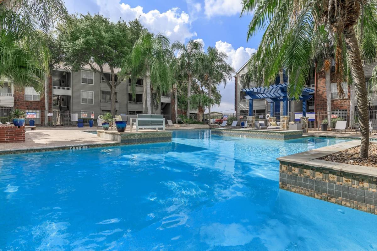 Apartment for rent at Sawgrass, 6301 Meadowvista Dr, Corpus Christi, TX 78414
