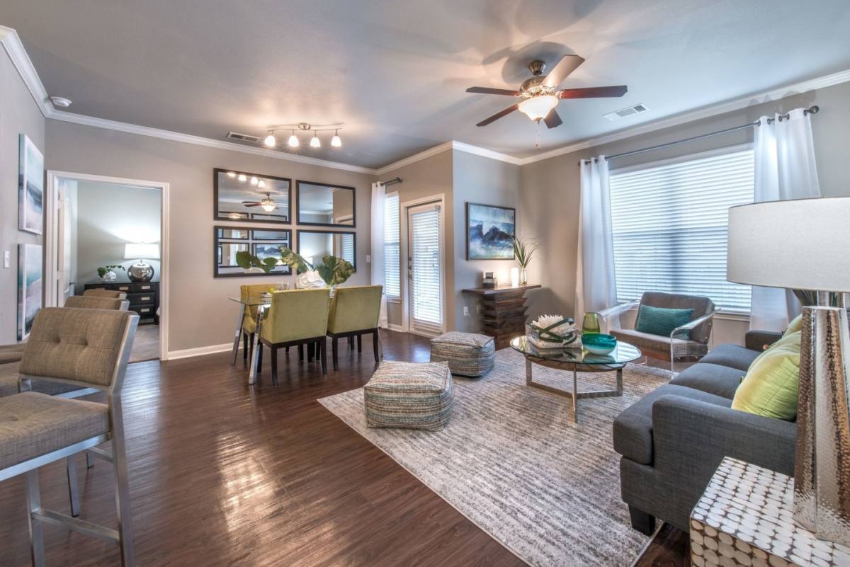 Apartment for rent at Olympus Las Colinas, 692 Lake Carolyn Parkway, Irving, TX 75039
