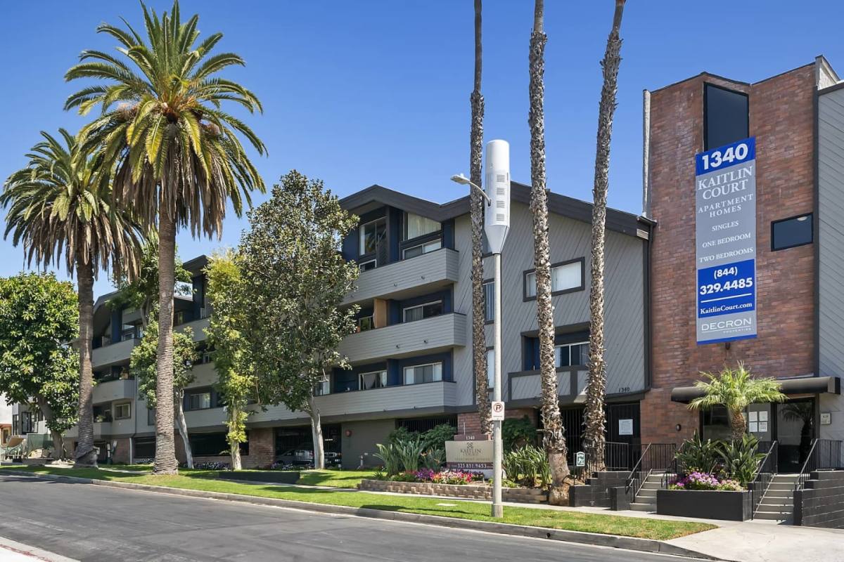 Apartment for rent at Kaitlin Court, 1340 N Poinsettia Place, Los Angeles, CA 90046