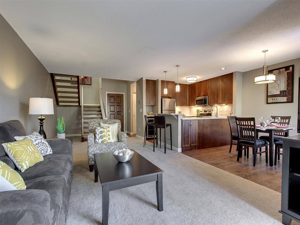 Apartment for rent at Maclaren Hill, 1351 Carling Dr, Saint Paul, MN 55108