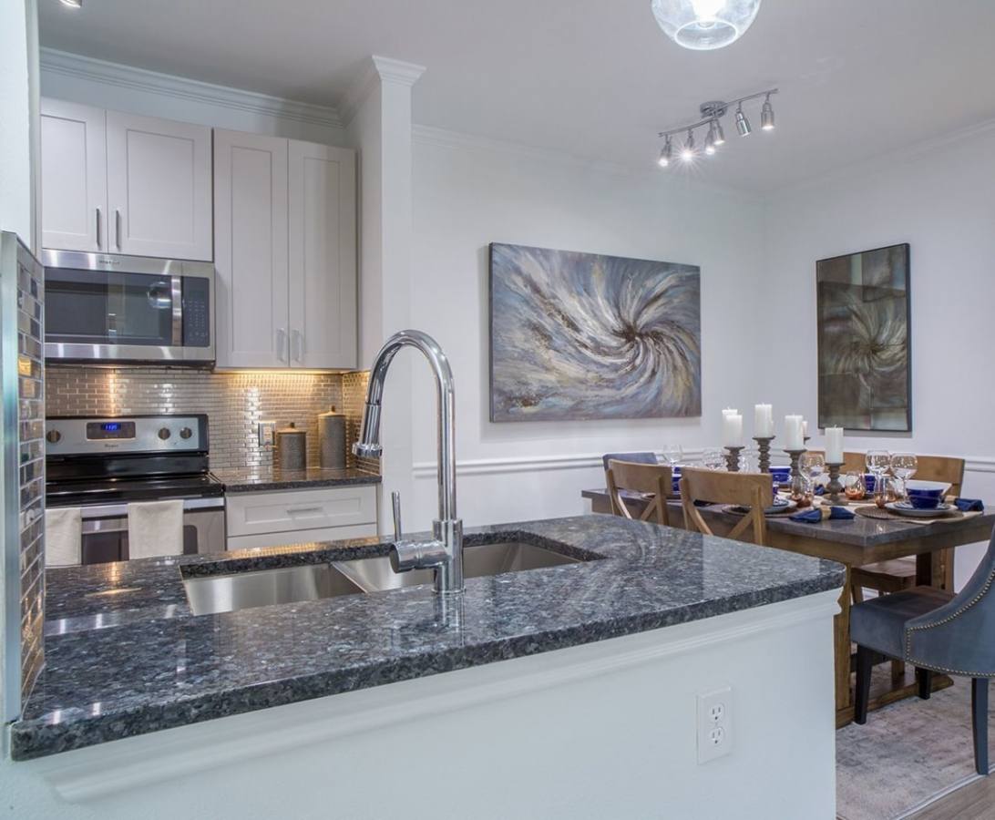 Apartment for rent at Cortland on Coyote Ridge, 4230 Fairway Dr, Carrollton, TX 75010