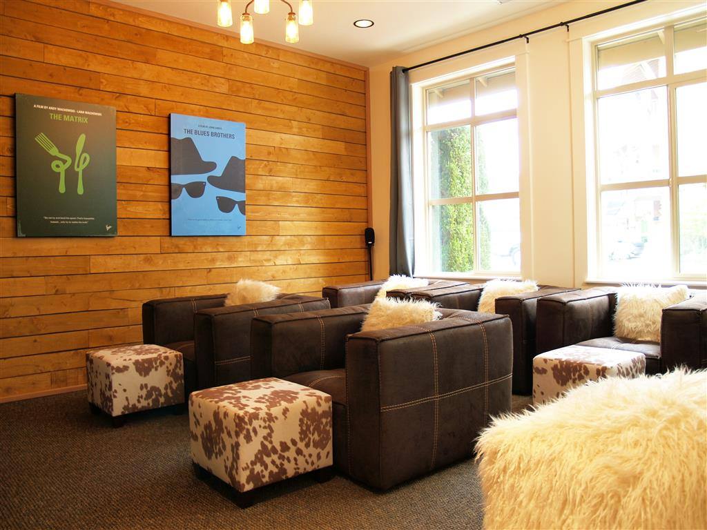 Apartment for rent at Lodges at Lake Salish, 20699 NE Glisan St, Gresham, OR 97030