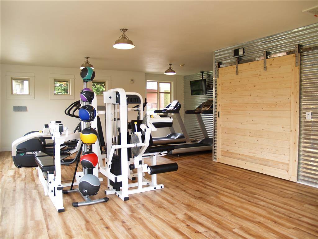 Apartment for rent at Lodges at Lake Salish, 20699 NE Glisan St, Gresham, OR 97030