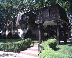 Apartment for rent at Diamond Lake, 100 W Diamond Lake Rd, Minneapolis, MN 55419