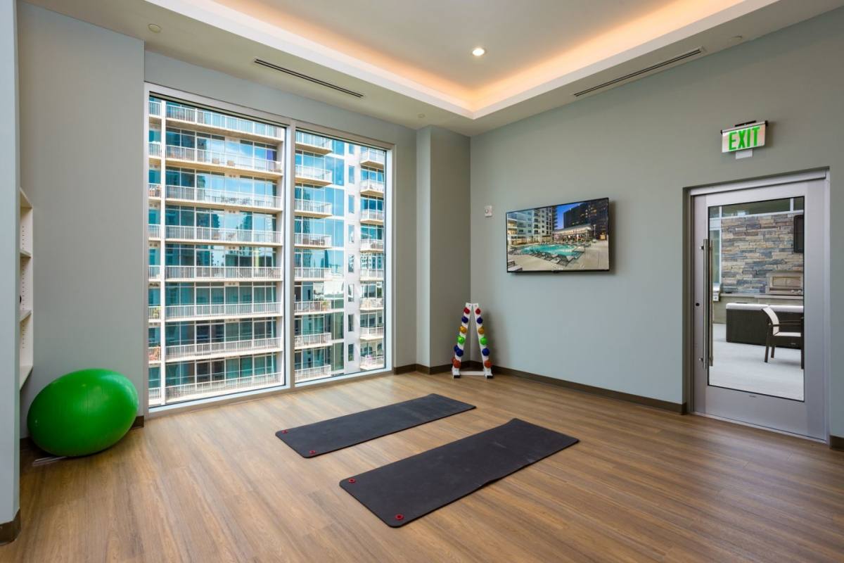 Apartment for rent at Nine15 Midtown, 915 W Peachtree St NW, Atlanta, GA 30309