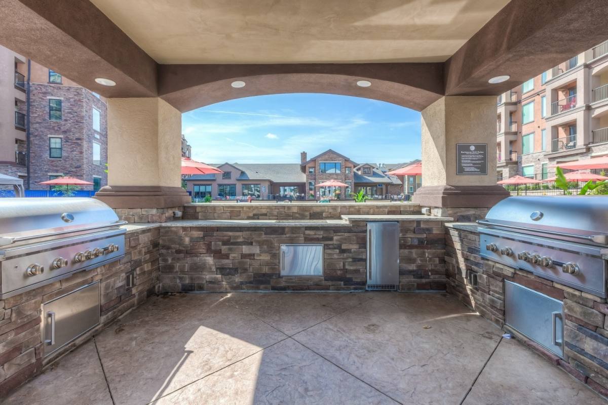 Apartment for rent at Edgewater at City Center, 8395 Renner Blvd, Lenexa, KS 66219