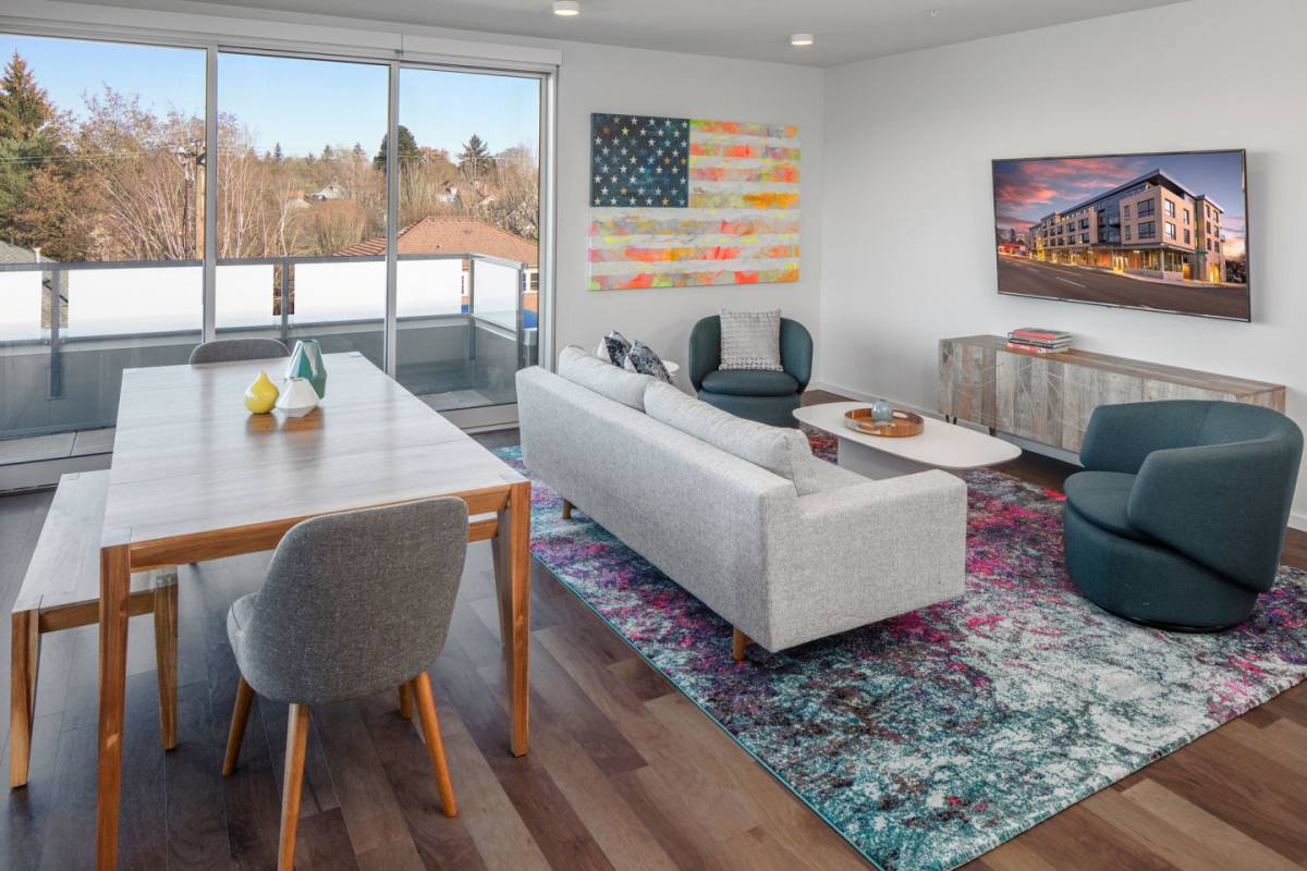 Apartment for rent at The Marilyn, 2390 SE Hawthorne Blvd, Portland, OR 97214