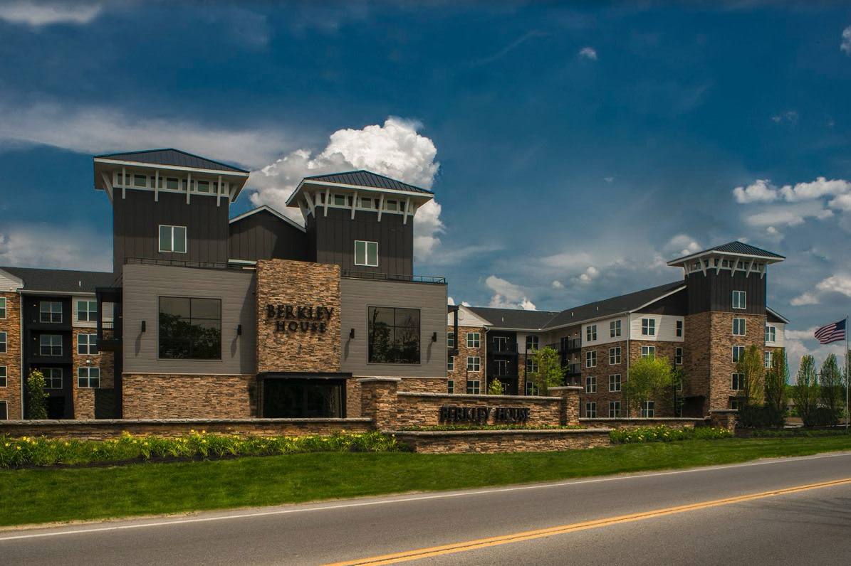 Apartment for rent at Berkley House, 5300 Riverside Dr, Columbus, OH 43220