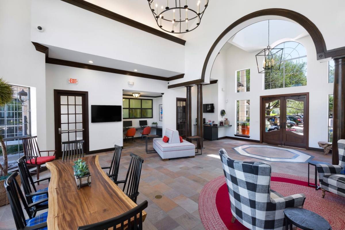 Apartment for rent at Gables Central Park, 800 W 38th St, Austin, TX 78705