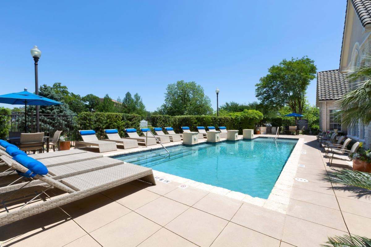 Apartment for rent at Gables Central Park, 800 W 38th St, Austin, TX 78705