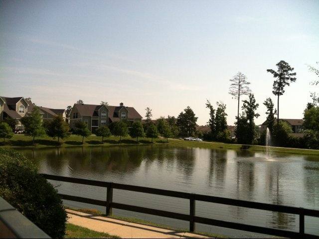 Apartment for rent at Spring Lake, 1000 Spring Lake Blvd, Byram, MS 39272