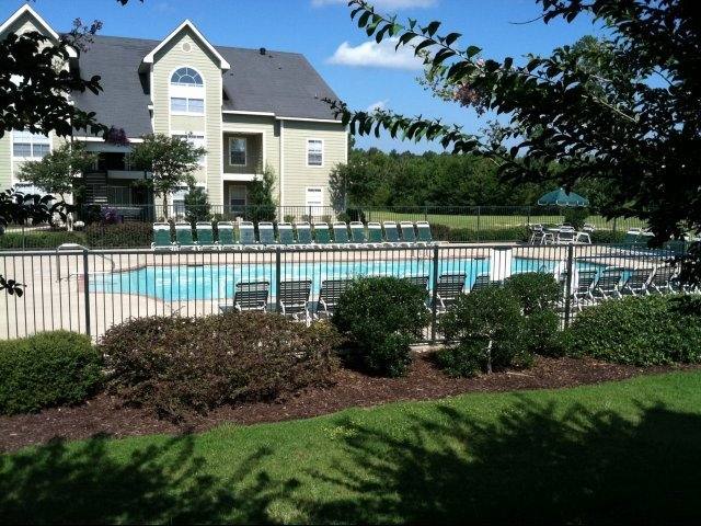 Apartment for rent at Spring Lake, 1000 Spring Lake Blvd, Byram, MS 39272
