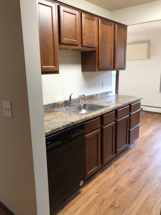 Apartment for rent at Burning Tree West, 14017 Chestnut Dr, Eden Prairie, MN 55347