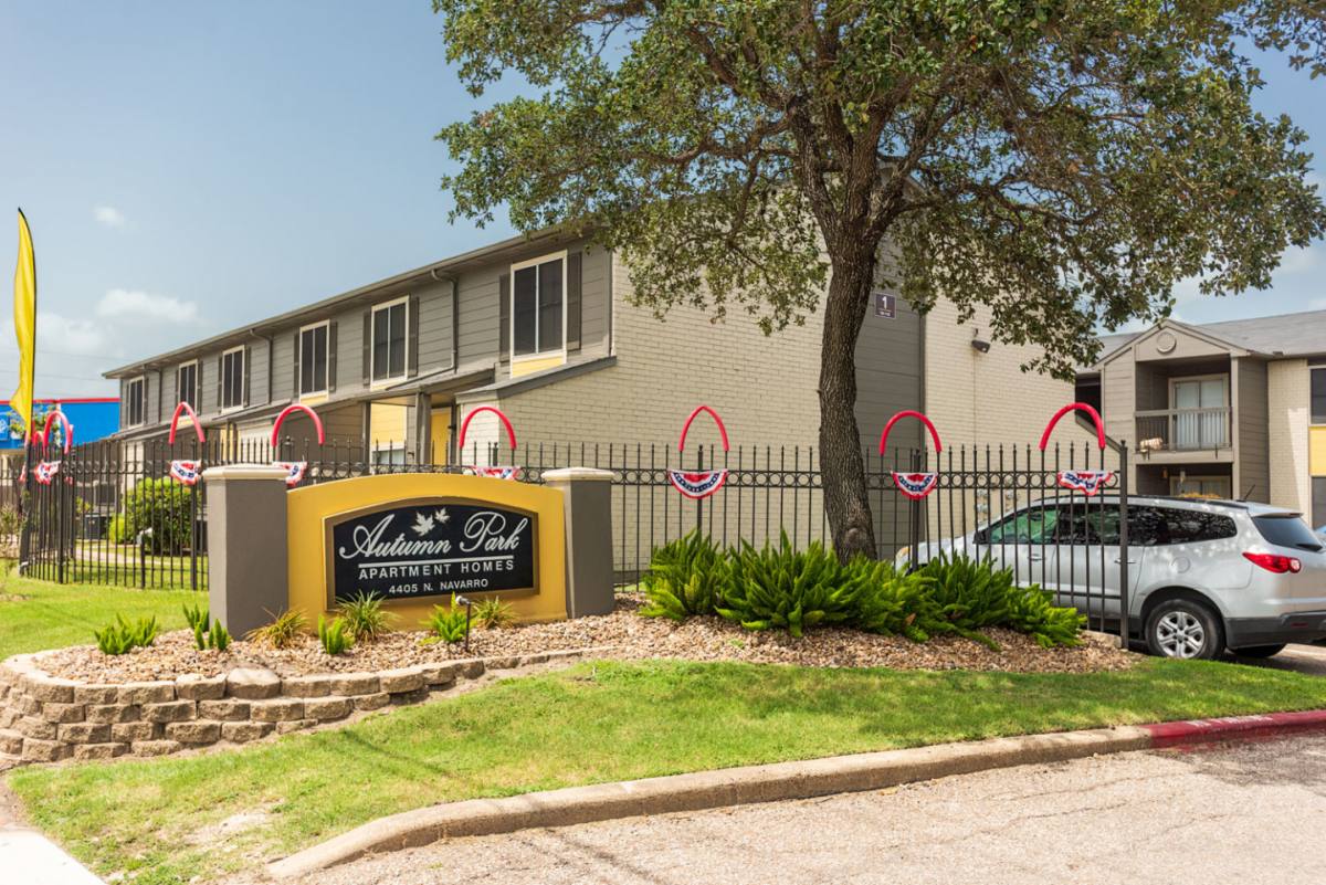 Apartment for rent at Autumn Park, 4405 N Navarro St, Victoria, TX 77904