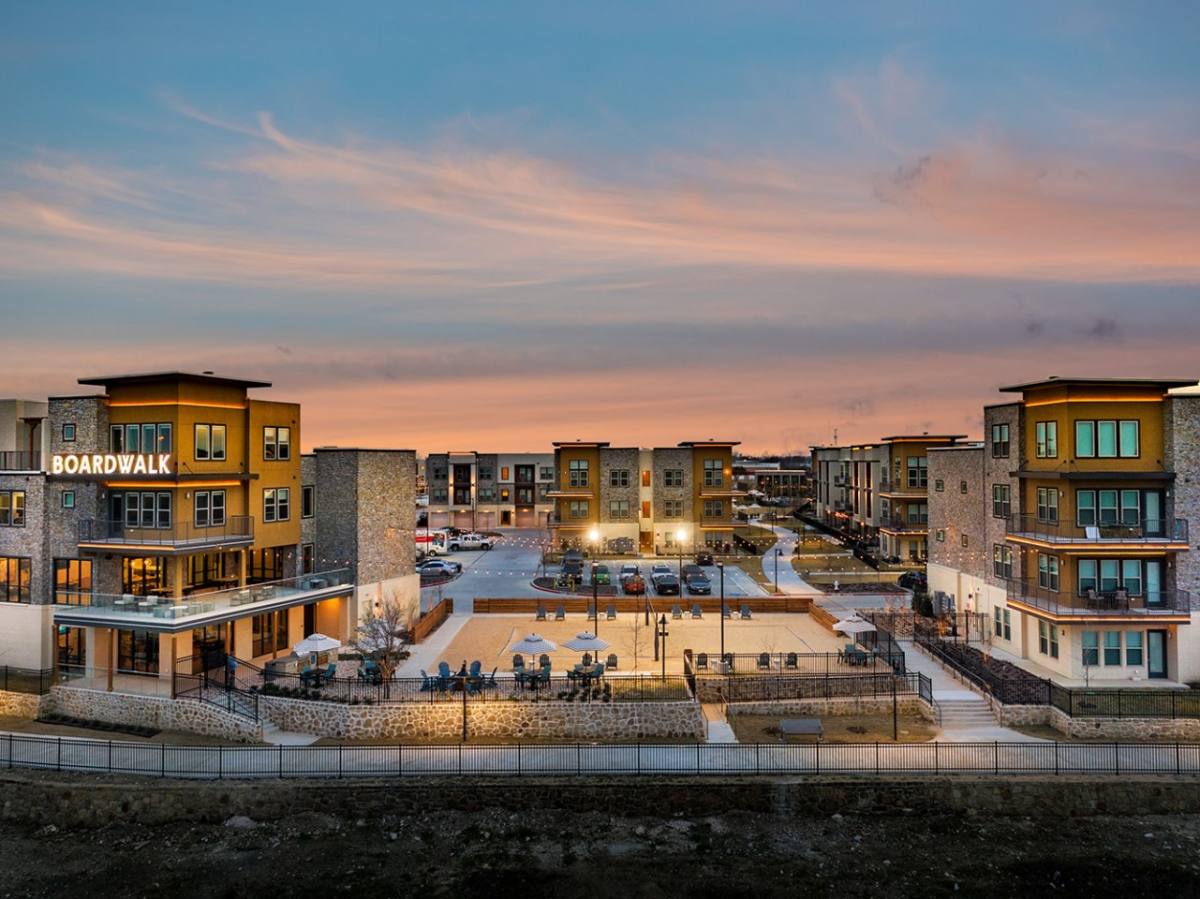 Apartment for rent at Boardwalk at Mercer Crossing, 1901 Knightsbridge Rd, Dallas, TX 75234