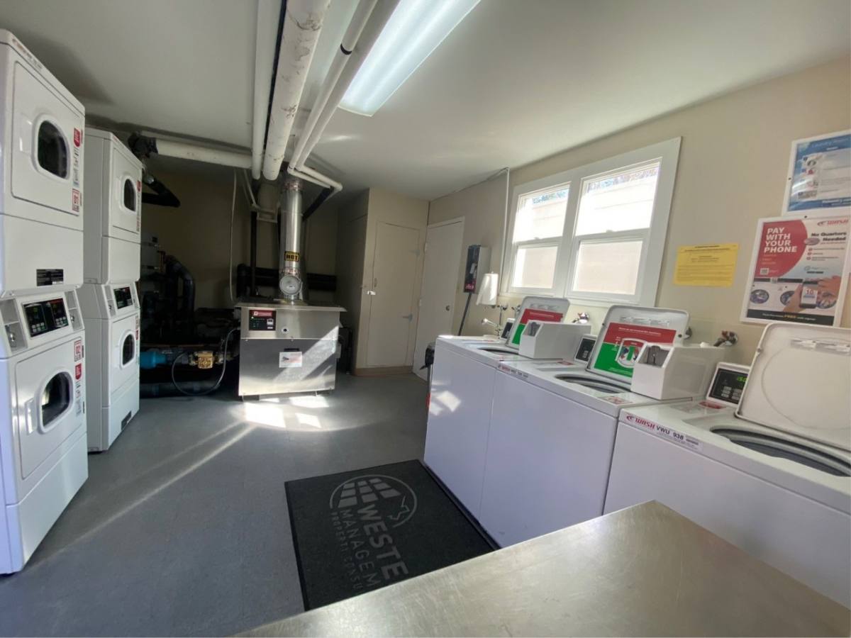 Apartment for rent at Park Holiday, 1980 Park Ave #13, San Jose, CA 95126