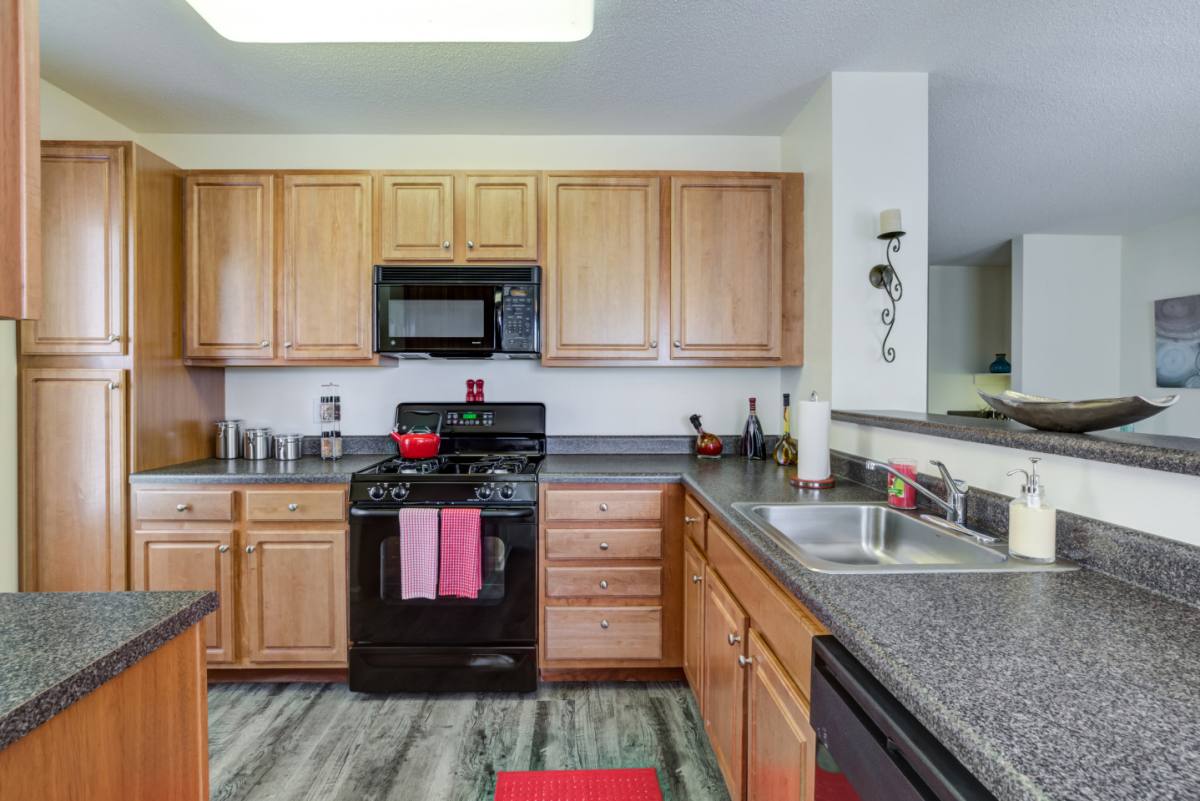 Apartment for rent at Summit Place, 142 Pleasant Valley St, Methuen, MA 01844