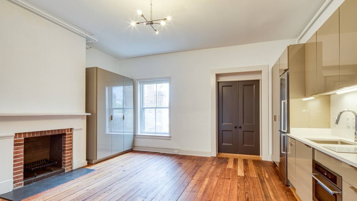 Apartment for rent at The Edgar at Linden Row, 114 E Franklin St, Richmond, VA 23219