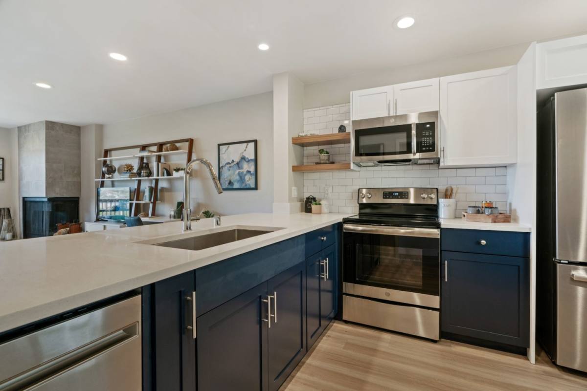 Apartment for rent at Harbor Point Waterfront, 2 Harbor Point Dr, Mill Valley, CA 94941