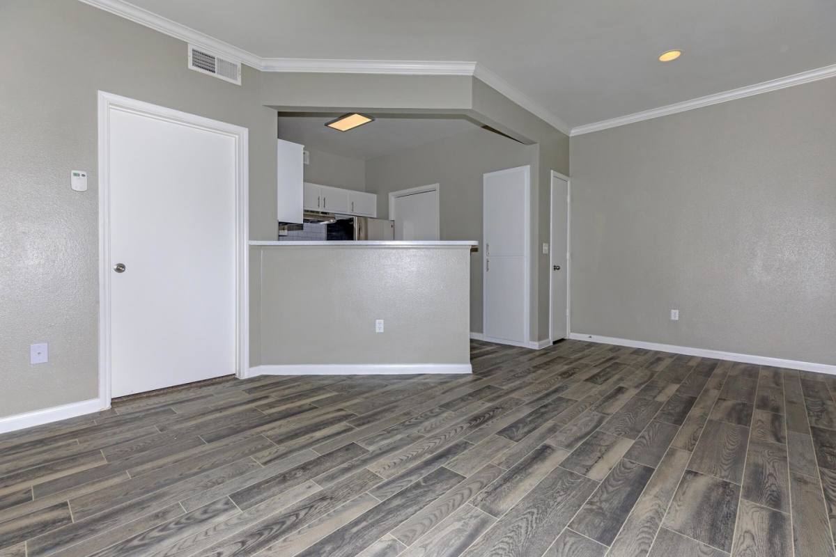 Apartment for rent at The Life at Emerald Oaks, 7440 Highway 6, Hitchcock, TX 77563