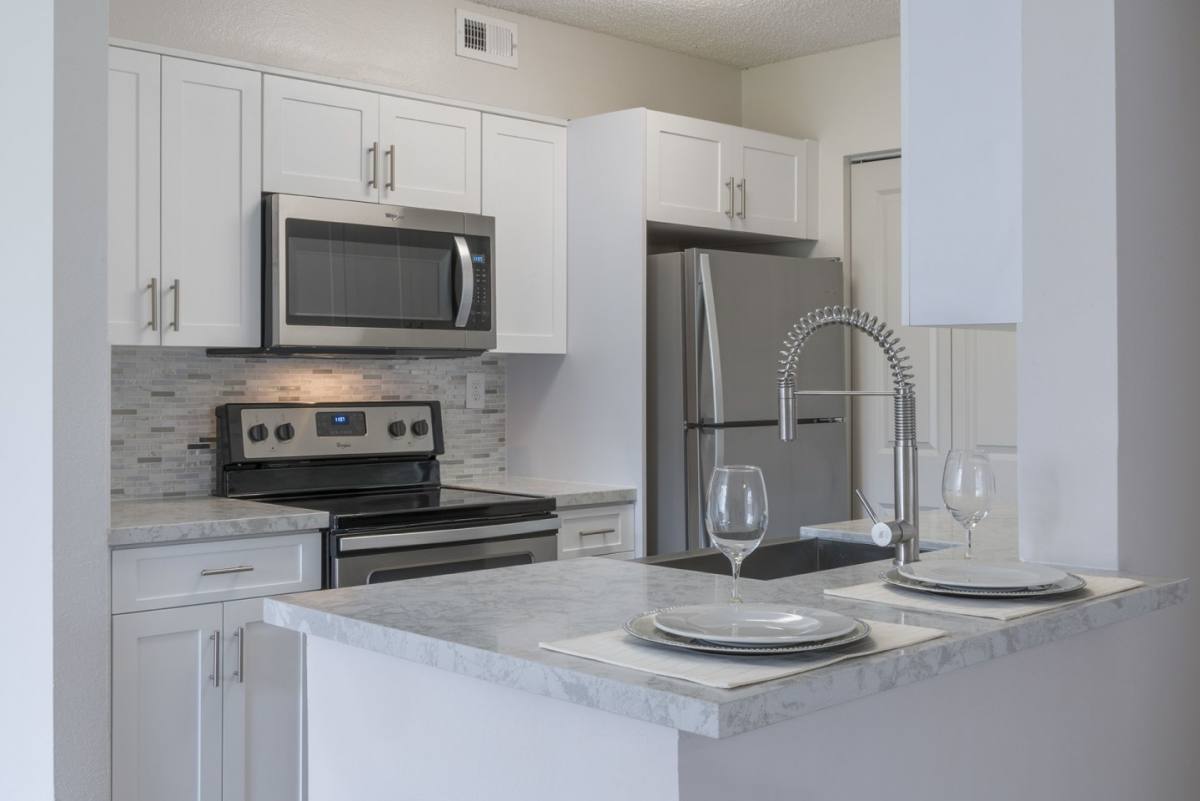 Apartment for rent at The Lakes at Pembroke, 9900 Sheridan St, Hollywood, FL 33024