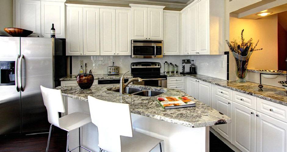 Townhouse for rent at Tuscany Villas, 824 Bering Dr, Houston, TX 77057