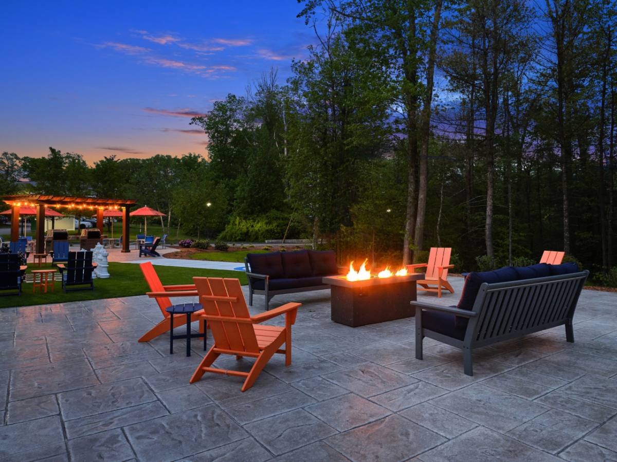Apartment for rent at The Point at Abington, 12 Forsyth Dr, Abington, MA 02351