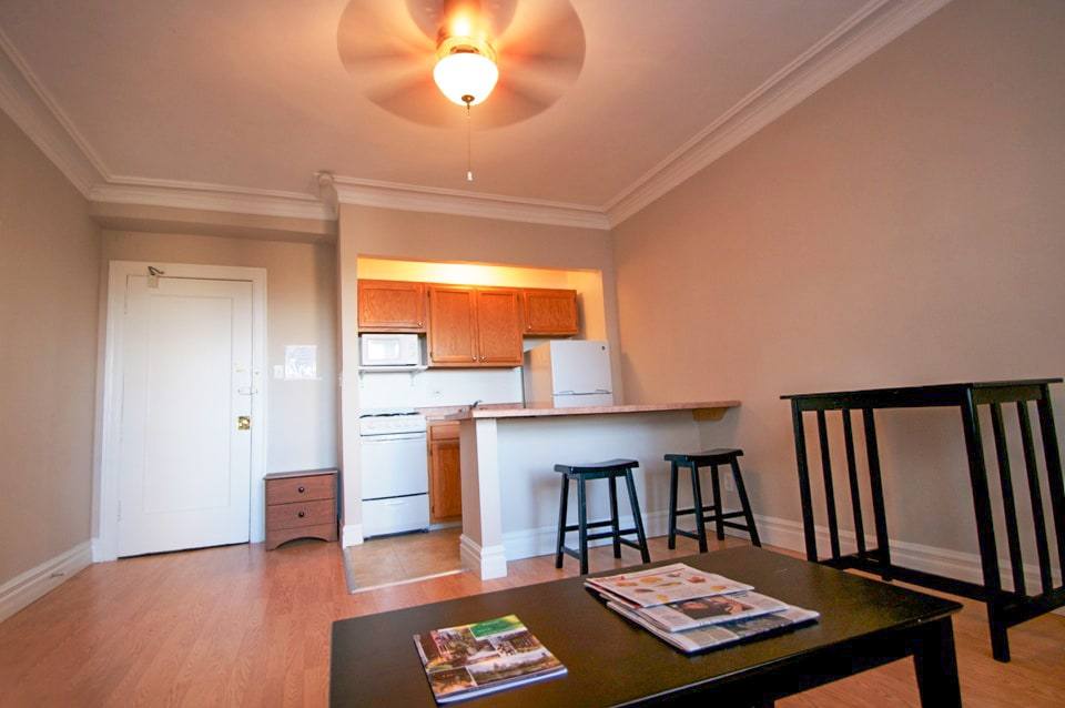 Apartment for rent at Beachwalk, 420 W Fullerton Parkway, Chicago, IL 60614