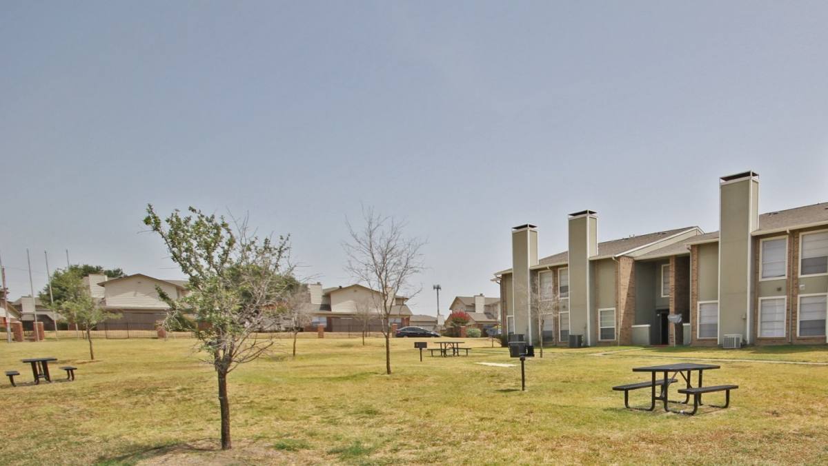 Apartment for rent at Normandale Place & Emerald Hills, 8950 N Normandale St, Fort Worth, TX 76116