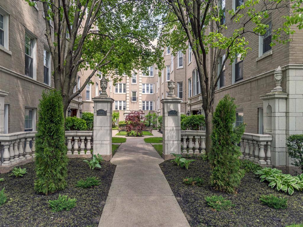 Apartment for rent at Green Manor, 4435 N Greenview Ave, Chicago, IL 60640