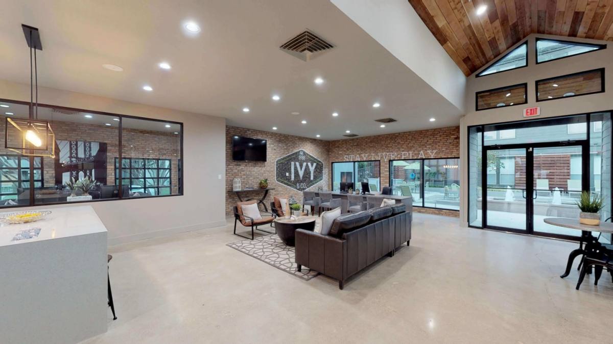 Apartment for rent at Ivy Urban Living, 4211 Cabell Dr, Dallas, TX 75204