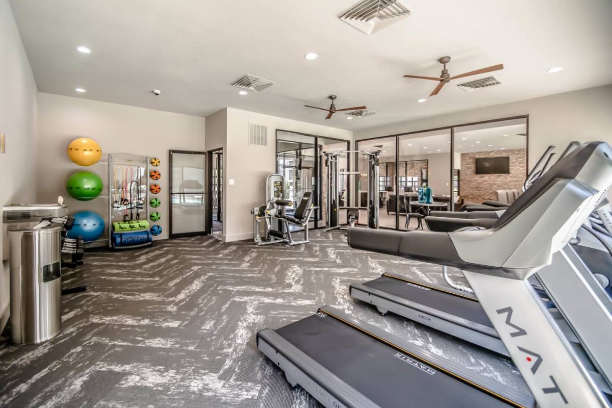 Apartment for rent at Ivy Urban Living, 4211 Cabell Dr, Dallas, TX 75204