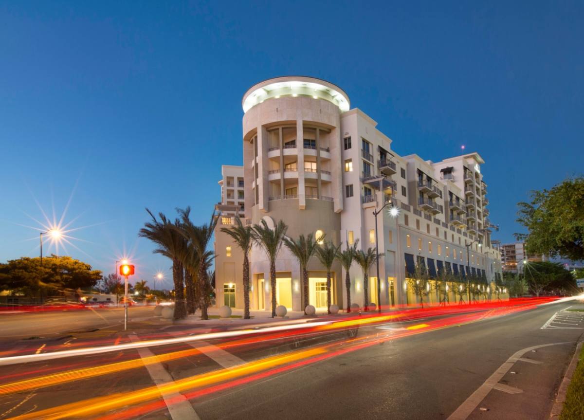 Apartment for rent at Gables Ponce, 310 Granello Ave, Miami, FL 33146