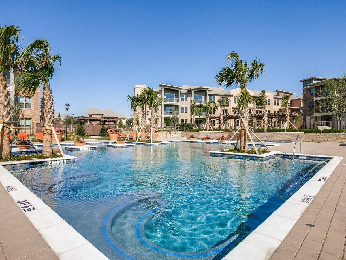 Townhouse for rent at The Commons of Chapel Creek, 7997 Wade Blvd, Frisco, TX 75034